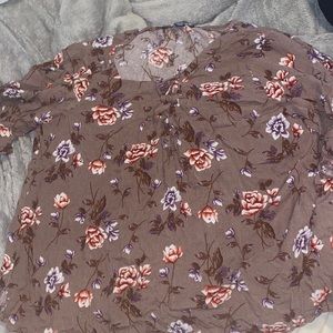 AE floral top